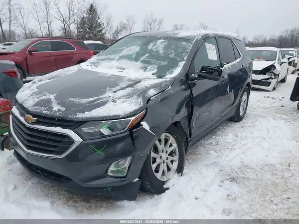 3GNAXJEV9JS649131 2018 CHEVROLET EQUINOX - Image 2
