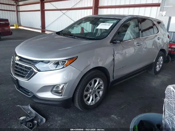3GNAXJEV9LS529025 2020 CHEVROLET EQUINOX - Image 2