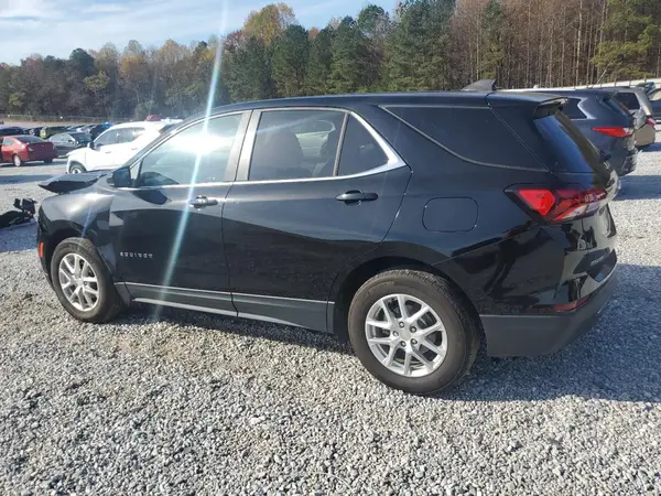 3GNAXJEV9NL133612 2022 CHEVROLET EQUINOX - Image 2