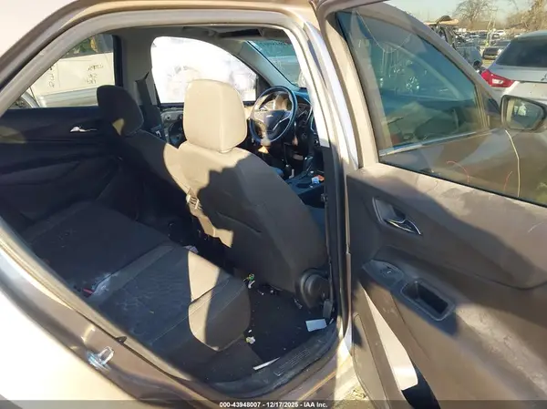 3GNAXJEVXJL105277 2018 CHEVROLET EQUINOX - Image 8