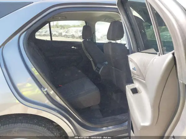 3GNAXJEVXJL173529 2018 CHEVROLET EQUINOX - Image 8