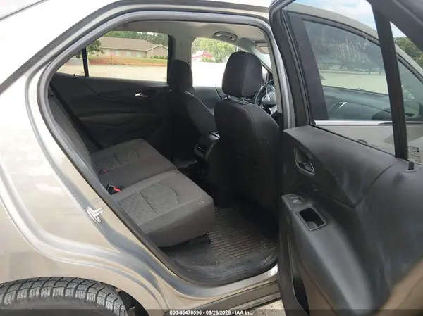 3GNAXJEVXJS526437 2018 CHEVROLET EQUINOX - Image 8