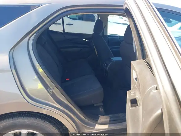 3GNAXJEVXJS558661 2018 CHEVROLET EQUINOX - Image 8