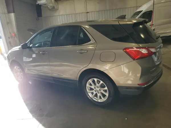 3GNAXJEVXJS605297 2018 CHEVROLET EQUINOX - Image 2