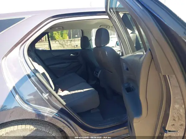 3GNAXJEVXJS631740 2018 CHEVROLET EQUINOX - Image 8
