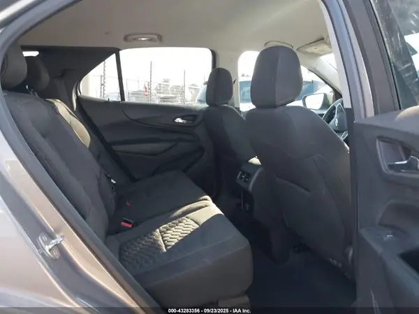 3GNAXJEVXJS641751 2018 CHEVROLET EQUINOX - Image 8