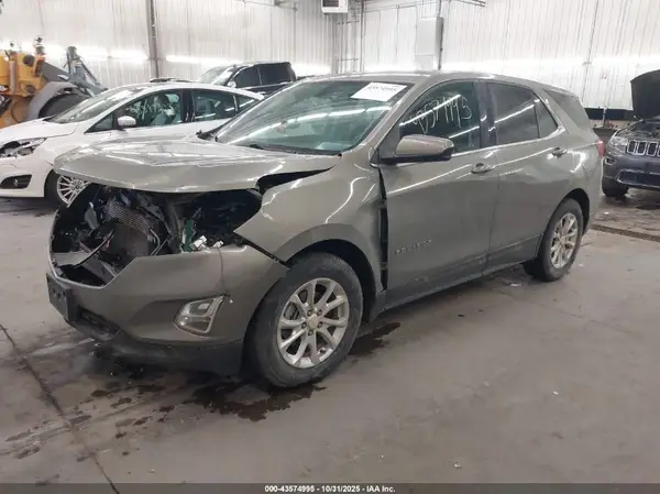 3GNAXJEVXJS645962 2018 CHEVROLET EQUINOX - Image 2