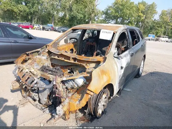 3GNAXJEVXKL363638 2019 CHEVROLET EQUINOX - Image 2