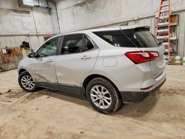 3GNAXJEVXMS115558 2021 CHEVROLET EQUINOX - Image 2