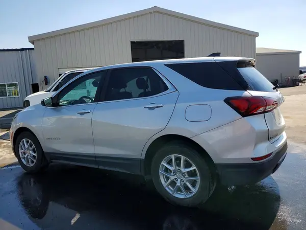 3GNAXJEVXNL175500 2022 CHEVROLET EQUINOX - Image 2