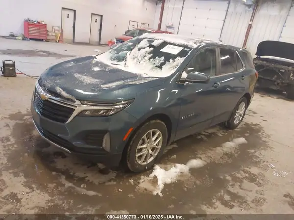 3GNAXKEG0RL234454 2024 CHEVROLET EQUINOX - Image 2