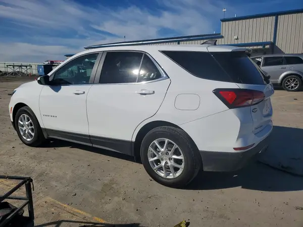 3GNAXKEG0RL341147 2024 CHEVROLET EQUINOX - Image 2
