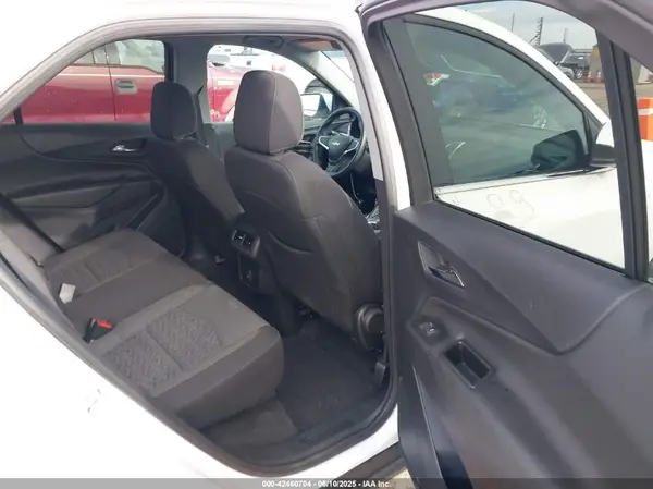 3GNAXKEG0RL348020 2024 CHEVROLET EQUINOX - Image 8