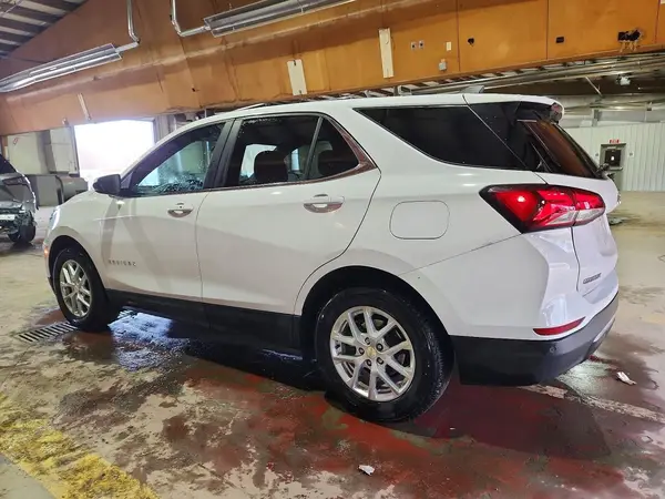 3GNAXKEG0RL353010 2024 CHEVROLET EQUINOX - Image 2