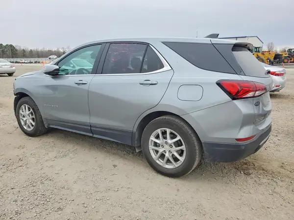 3GNAXKEG0RS118421 2024 CHEVROLET EQUINOX - Image 2