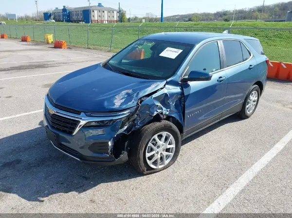 3GNAXKEG1RL226461 2024 CHEVROLET EQUINOX - Image 2