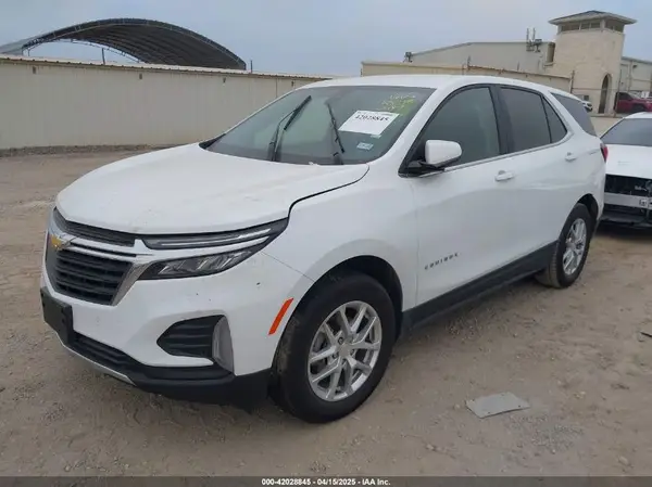 3GNAXKEG1RS245937 2024 CHEVROLET EQUINOX - Image 2