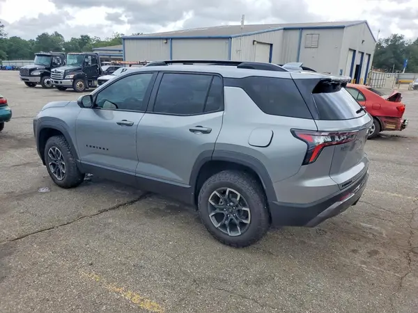 3GNAXKEG1TL247527 2026 CHEVROLET EQUINOX - Image 2