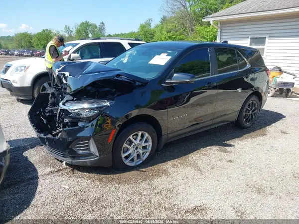 3GNAXKEG2RL115742 2024 CHEVROLET EQUINOX - Image 2