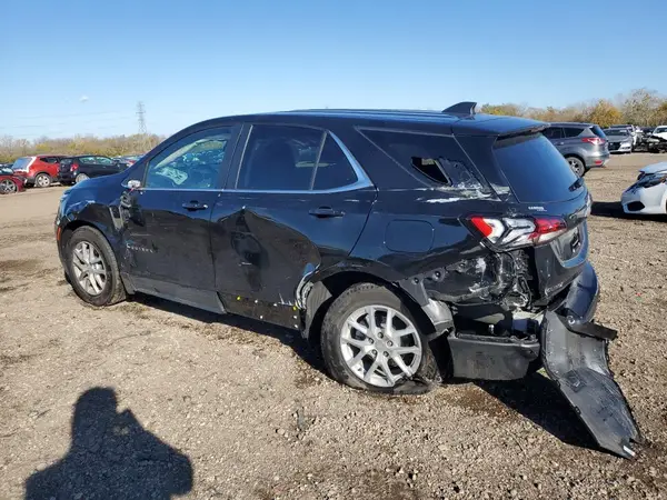 3GNAXKEG2RL155030 2024 CHEVROLET EQUINOX - Image 2