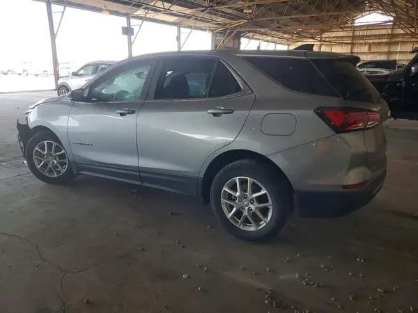 3GNAXKEG2RL158395 2024 CHEVROLET EQUINOX - Image 2