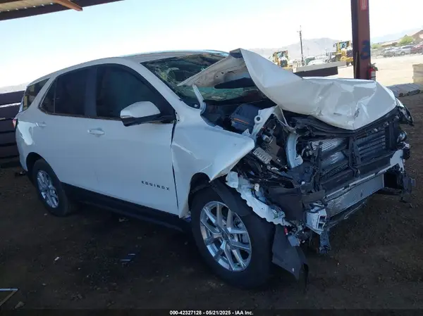 3GNAXKEG2RS171587 2024 CHEVROLET EQUINOX - Image 1