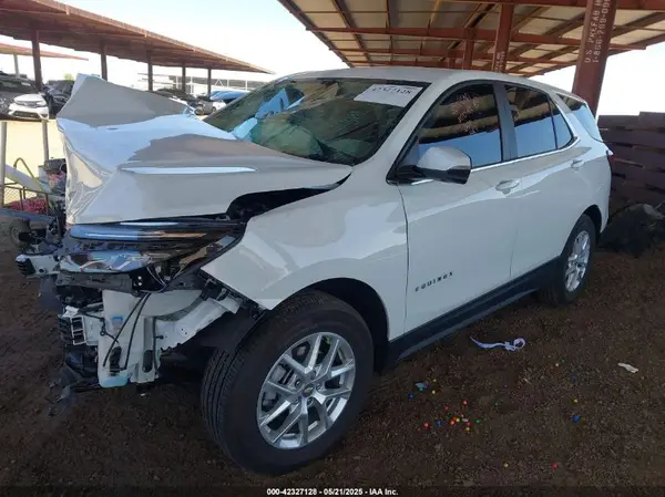3GNAXKEG2RS171587 2024 CHEVROLET EQUINOX - Image 2