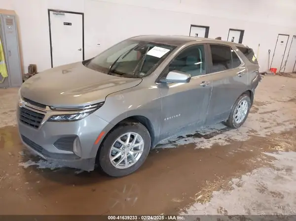 3GNAXKEG3RL329459 2024 CHEVROLET EQUINOX - Image 2