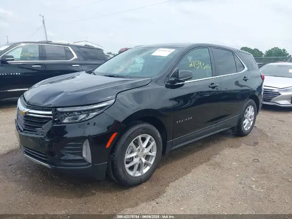 3GNAXKEG3RL330496 2024 CHEVROLET EQUINOX - Image 2