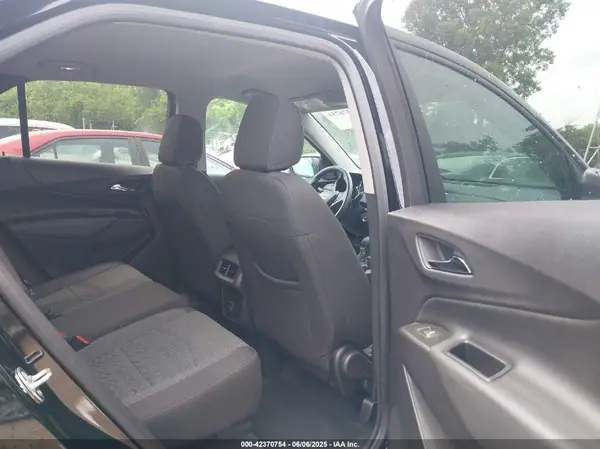 3GNAXKEG3RL330496 2024 CHEVROLET EQUINOX - Image 8