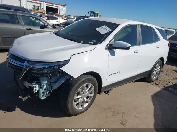 3GNAXKEG3RL345399 2024 CHEVROLET EQUINOX - Image 2