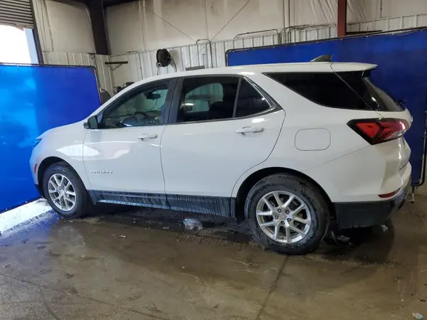 3GNAXKEG4RL189261 2024 CHEVROLET EQUINOX - Image 2