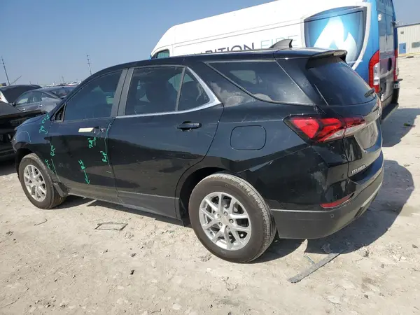 3GNAXKEG4RL247157 2024 CHEVROLET EQUINOX - Image 2