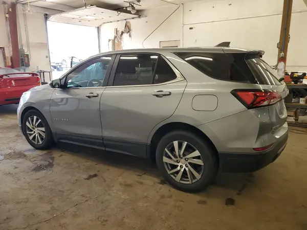3GNAXKEG4RS232583 2024 CHEVROLET EQUINOX - Image 2