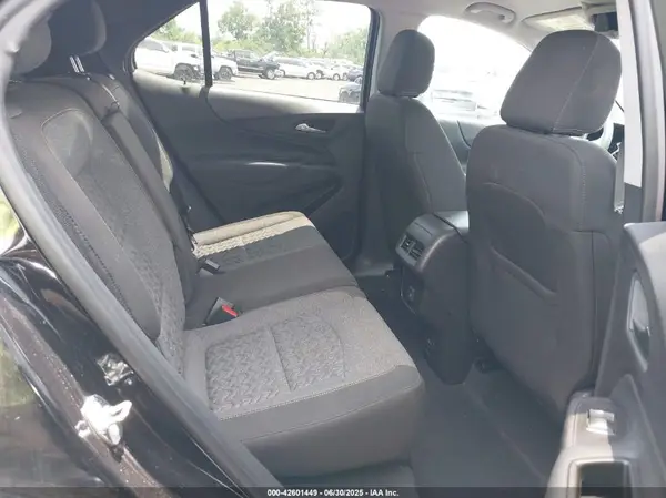 3GNAXKEG5RL242842 2024 CHEVROLET EQUINOX - Image 8