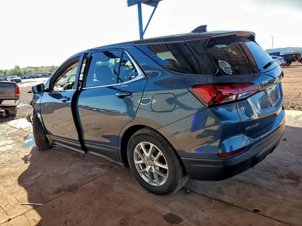 3GNAXKEG5RL259494 2024 CHEVROLET EQUINOX - Image 2