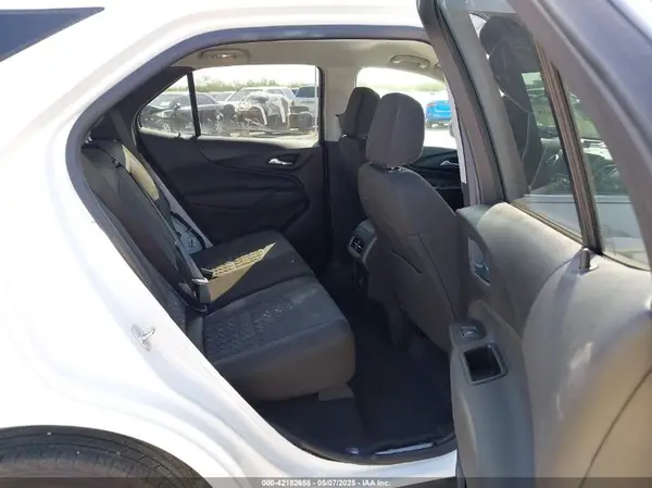 3GNAXKEG5RS120231 2024 CHEVROLET EQUINOX - Image 8