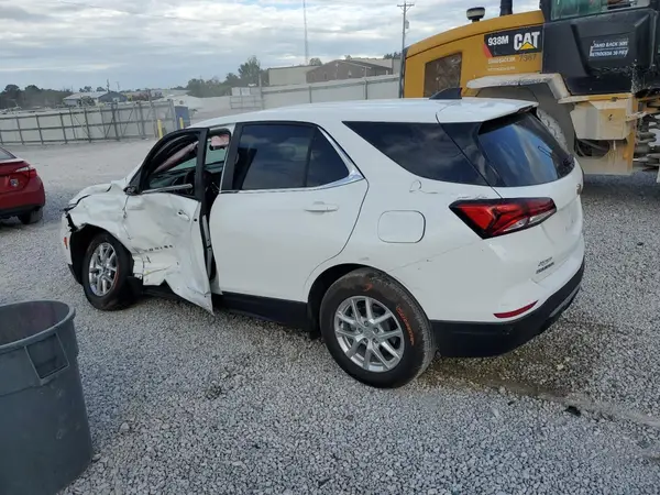 3GNAXKEG5RS157585 2024 CHEVROLET EQUINOX - Image 2
