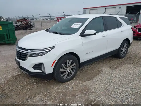 3GNAXKEG6RL111502 2024 CHEVROLET EQUINOX - Image 2