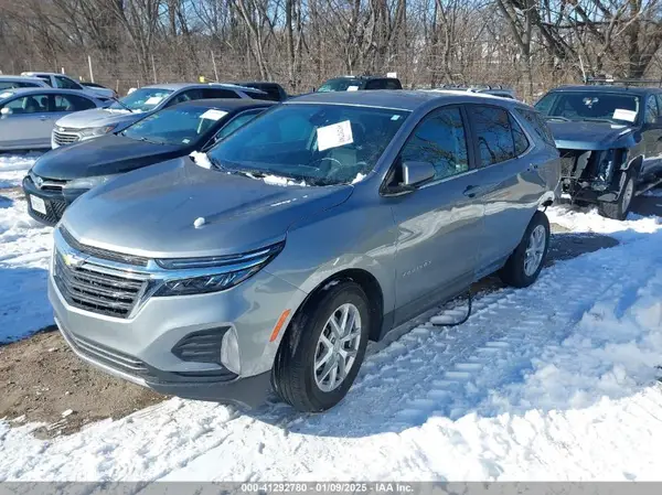 3GNAXKEG6RS111182 2024 CHEVROLET EQUINOX - Image 2