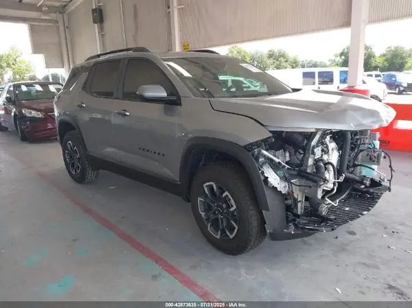 3GNAXKEG6TL113418 2026 CHEVROLET EQUINOX - Image 1