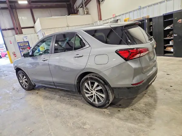 3GNAXKEG7PS210767 2023 CHEVROLET EQUINOX - Image 2
