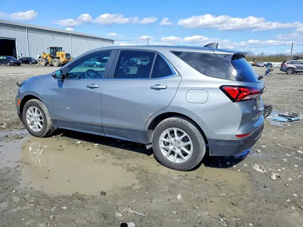 3GNAXKEG7RL178898 2024 CHEVROLET EQUINOX - Image 2