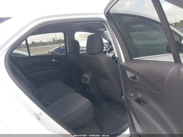 3GNAXKEG7RL286406 2024 CHEVROLET EQUINOX - Image 8