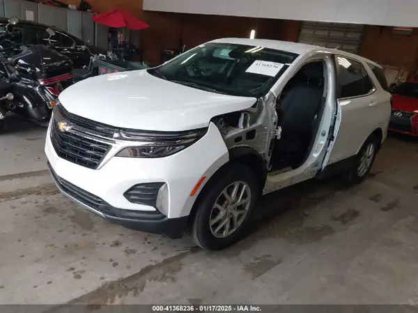 3GNAXKEG8PS142060 2023 CHEVROLET EQUINOX - Image 2
