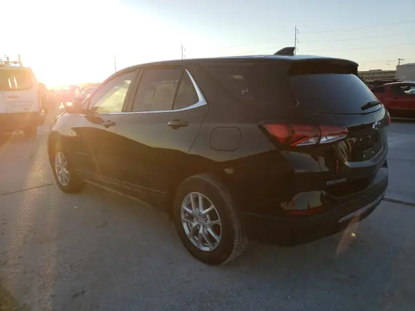 3GNAXKEG8RL204098 2024 CHEVROLET EQUINOX - Image 2