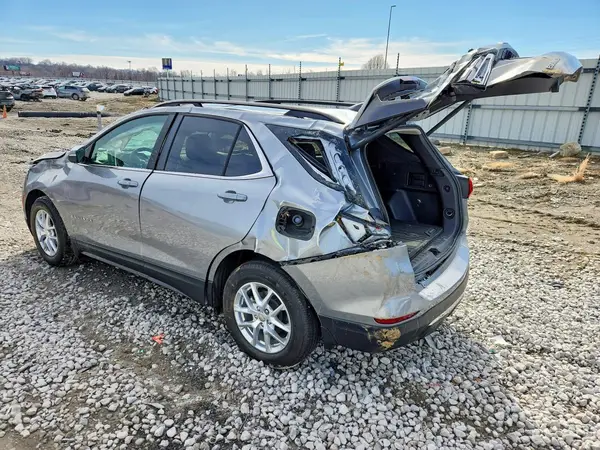 3GNAXKEG8RL370914 2024 CHEVROLET EQUINOX - Image 2