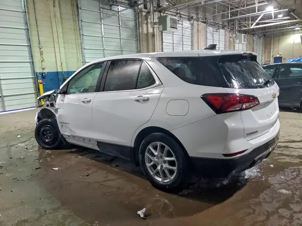 3GNAXKEG8RS139792 2024 CHEVROLET EQUINOX - Image 2