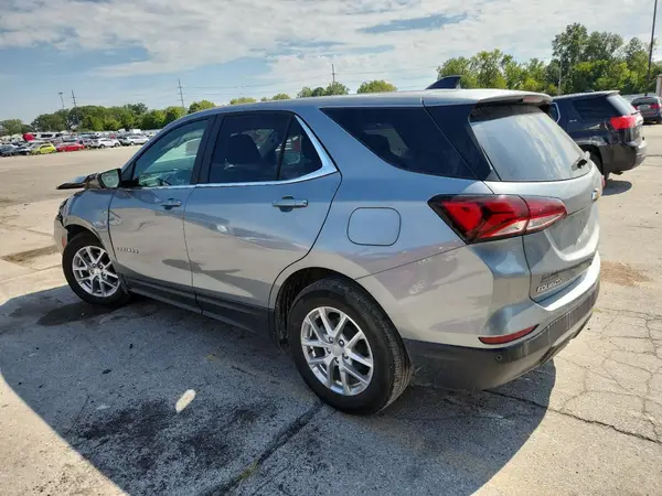 3GNAXKEG9PL117971 2023 CHEVROLET EQUINOX - Image 2