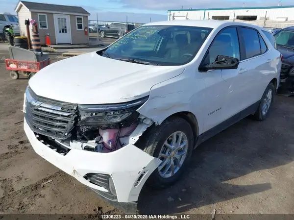 3GNAXKEG9RL209908 2024 CHEVROLET EQUINOX - Image 2